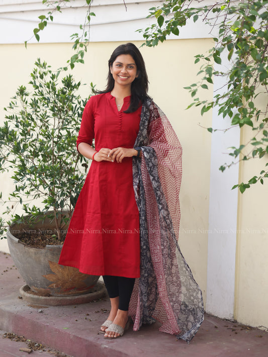 Red silk cotton panel cut top with printed organza shawl