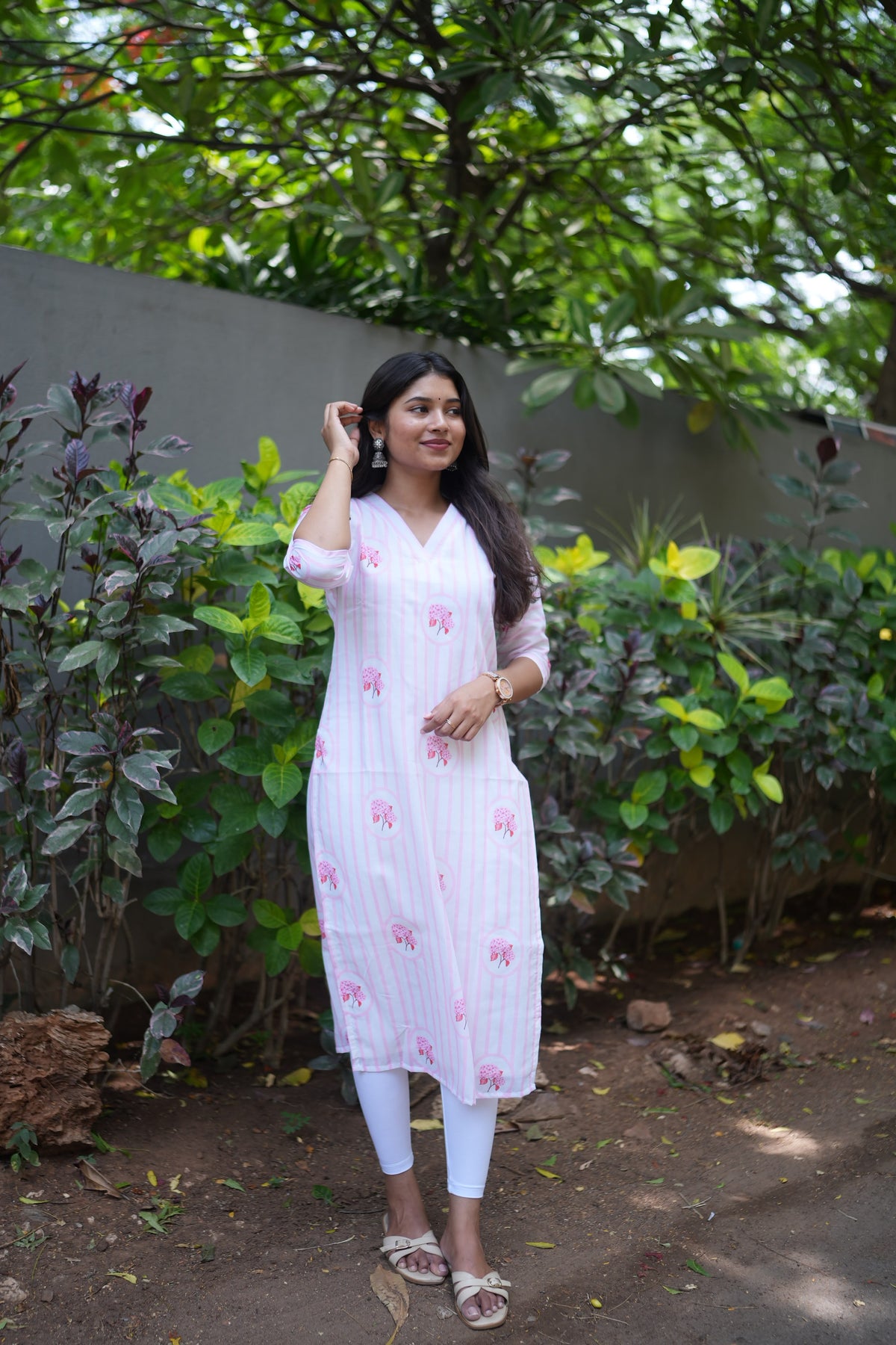 Pink cotton floral print kurti